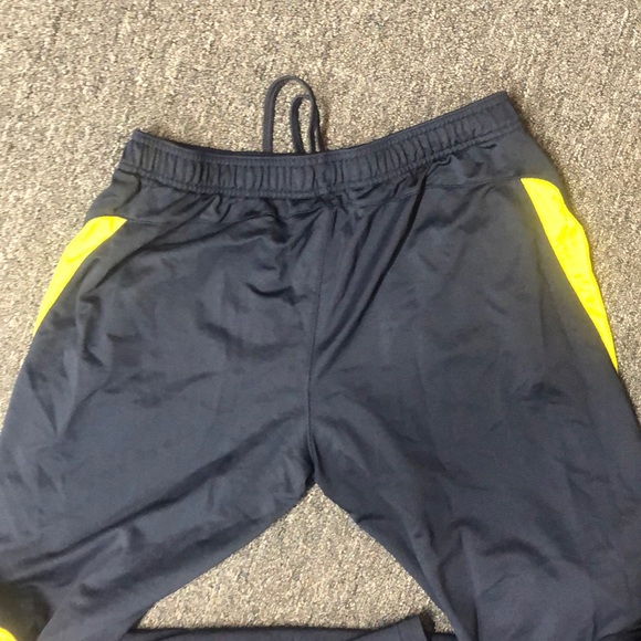 Adidas Michigan Warmup Pants - Picture 3 of 3